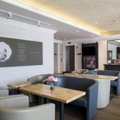 Hotel Bencoolen@Hong Kong Street гостиничный бар