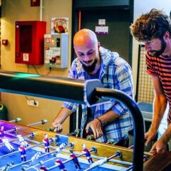 Отель Purple Nest Hostel Испания, Валенсия - 1 отзыв об отеле, цены и фото номеров - забронировать отель Purple Nest Hostel онлайн бассейн фото 2