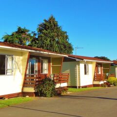 Отель Whanganui River Top 10 Holiday Park фото 3