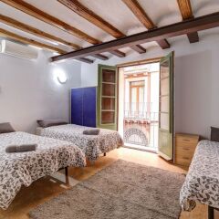 Отель 9 pax las Ramblas, Montserrat (Barcelona) Испания, Барселона - отзывы, цены и фото номеров - забронировать отель 9 pax las Ramblas, Montserrat (Barcelona) онлайн комната для гостей