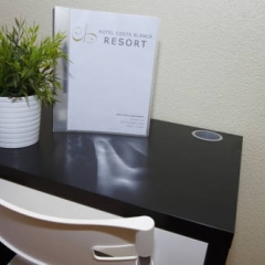 Hotel Costa Blanca Resort Рохалес удобства в номере фото 2
