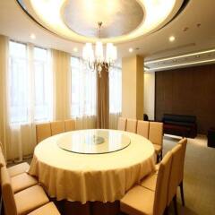Donghua University Hotel фото 2