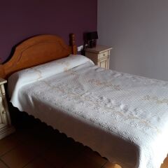 Отель Hostal Ardoi сейф в номере