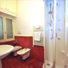 Апартаменты Holiday Apartment Rome - Colosseum Рим ванная фото 2