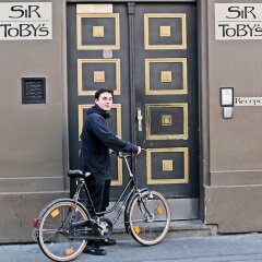 Sir Tobys Hostel Прага спортивное сооружение