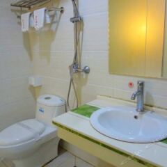 Отель Yuexin Hotel Китай, Гуанчжоу - отзывы, цены и фото номеров - забронировать отель Yuexin Hotel онлайн ванная