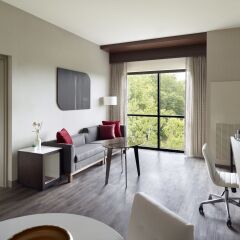 Отель Marriott Columbus University Area комната для гостей фото 4