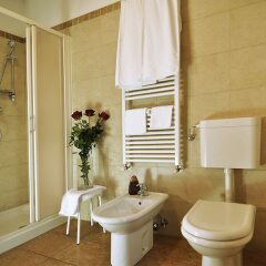 Отель La Rotonda Relais Италия, Лимена - отзывы, цены и фото номеров - забронировать отель La Rotonda Relais онлайн ванная фото 2