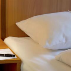 Отель IntercityHotel München сейф в номере