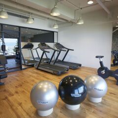 Agora Fukuoka Hilltop Hotel & Spa Фукуока фитнесс-зал фото 2