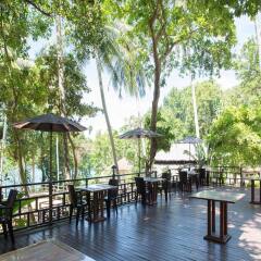 Отель Baan Krating Phuket Resort питание