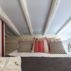 Отель Apartamentos Casa Malasaña Испания, Мадрид - отзывы, цены и фото номеров - забронировать отель Apartamentos Casa Malasaña онлайн комната для гостей фото 4