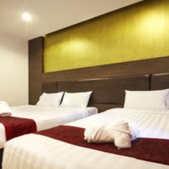 Tribe Hotel Pattaya сейф в номере