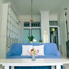 Отель Two Pieces Resort Pranburi интерьер отеля