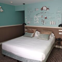 Отель Hôtel des 3 Poussins детские мероприятия