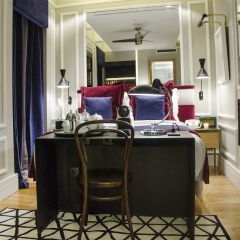 Browns Central Hotel интерьер отеля