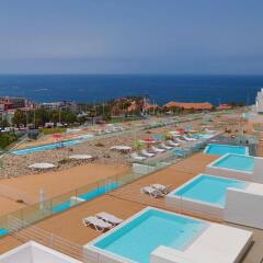 Отель Baobab Suites пляж