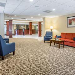 Отель Comfort Suites Atlanta Airport интерьер отеля