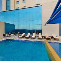Отель Hilton Garden Inn Munich City Centre West, Germany бассейн