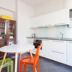 Отель Downtown Apt Quiet with Terrace and Lift в номере