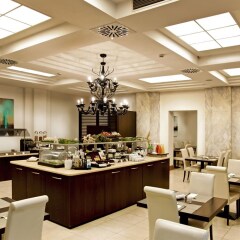 Hotel Regina Elena 57 & Oro Bianco Spa Римини питание фото 2