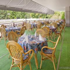 Отель Holiday Inn Bratislava питание фото 2