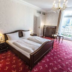 Отель Heliopark Bad Hotel Zum Hirsch Германия, Баден-Баден - 3 отзыва об отеле, цены и фото номеров - забронировать отель Heliopark Bad Hotel Zum Hirsch онлайн комната для гостей фото 2