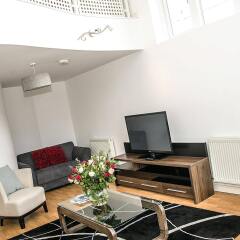 Отель Base Serviced Apartments - The Docks Великобритания, Ливерпуль - отзывы, цены и фото номеров - забронировать отель Base Serviced Apartments - The Docks онлайн интерьер отеля