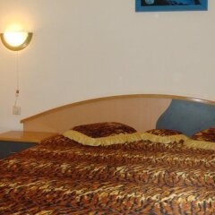 Отель Zhiva Voda Balneohotel Болгария, Сливен - отзывы, цены и фото номеров - забронировать отель Zhiva Voda Balneohotel онлайн комната для гостей фото 2