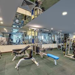 Отель Aryana Hotel ОАЭ, Шарджа - 3 отзыва об отеле, цены и фото номеров - забронировать отель Aryana Hotel онлайн фитнесс-зал фото 4