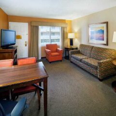 Embassy Suites Hotel Milpitas-Silicon Valley комната для гостей фото 2
