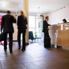 Отель Scandic Stortorget Швеция, Мальме - отзывы, цены и фото номеров - забронировать отель Scandic Stortorget онлайн фитнесс-зал