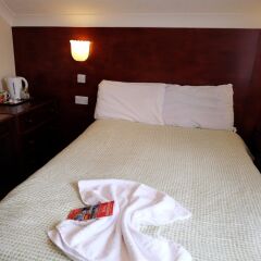 Отель Charlotte Guest House Лондон комната для гостей фото 2