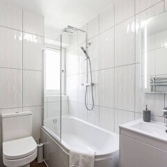 Отель Magnificent and centrally located flat Лондон фото 5