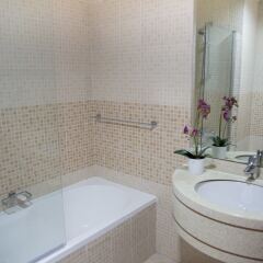 Отель HiGuests Vacation Homes - Sulafa Tower ванная фото 2