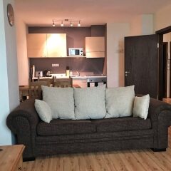 Апартаменты Kandahar Nadezhda Apartments комната для гостей