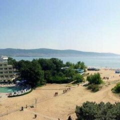 Jeravi Hotel пляж