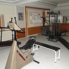 Metropole Hotel Phuket фитнесс-зал
