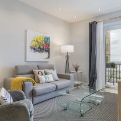 Отель Zurriola Suites 2 by Forever Rentals Испания, Сан-Себастьян - отзывы, цены и фото номеров - забронировать отель Zurriola Suites 2 by Forever Rentals онлайн комната для гостей фото 4