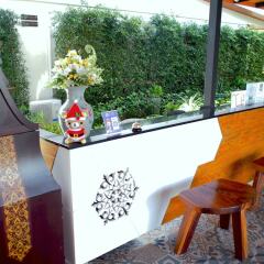 Отель Goodnight Phuket Villa Бухта Чалонг балкон