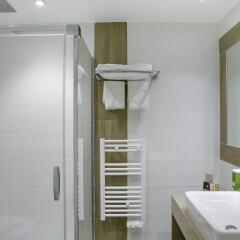 Отель Best Western Plus Santa Maria Франция, Л'Иль-Рус - отзывы, цены и фото номеров - забронировать отель Best Western Plus Santa Maria онлайн ванная фото 2
