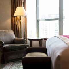 Отель Pullman Kuala Lumpur City Centre Hotel & Residences Малайзия, Куала-Лумпур - отзывы, цены и фото номеров - забронировать отель Pullman Kuala Lumpur City Centre Hotel & Residences онлайн комната для гостей фото 4