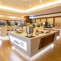 Отель Koreana Hotel Южная Корея, Сеул - 2 отзыва об отеле, цены и фото номеров - забронировать отель Koreana Hotel онлайн питание