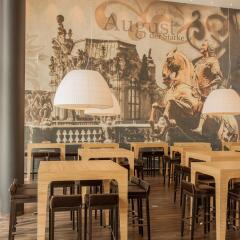 Отель Motel One Dresden am Zwinger питание