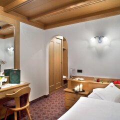 Hotel Ladinia Долина Валь-ди-Фасса комната для гостей