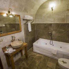 Caldera Hotel Турция, Учисар - отзывы, цены и фото номеров - забронировать отель Caldera Hotel онлайн ванная