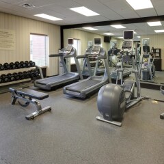 Отель Hampton Inn & Suites Columbus Polaris Колумбус фитнесс-зал фото 4