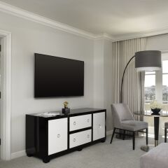 Отель Four Seasons Los Angeles at Beverly Hills удобства в номере фото 2
