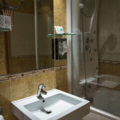 Hotel Planet Ареццо ванная