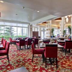 Отель Hilton Garden Inn Calgary Airport Канада, Калгари - отзывы, цены и фото номеров - забронировать отель Hilton Garden Inn Calgary Airport онлайн питание фото 2
